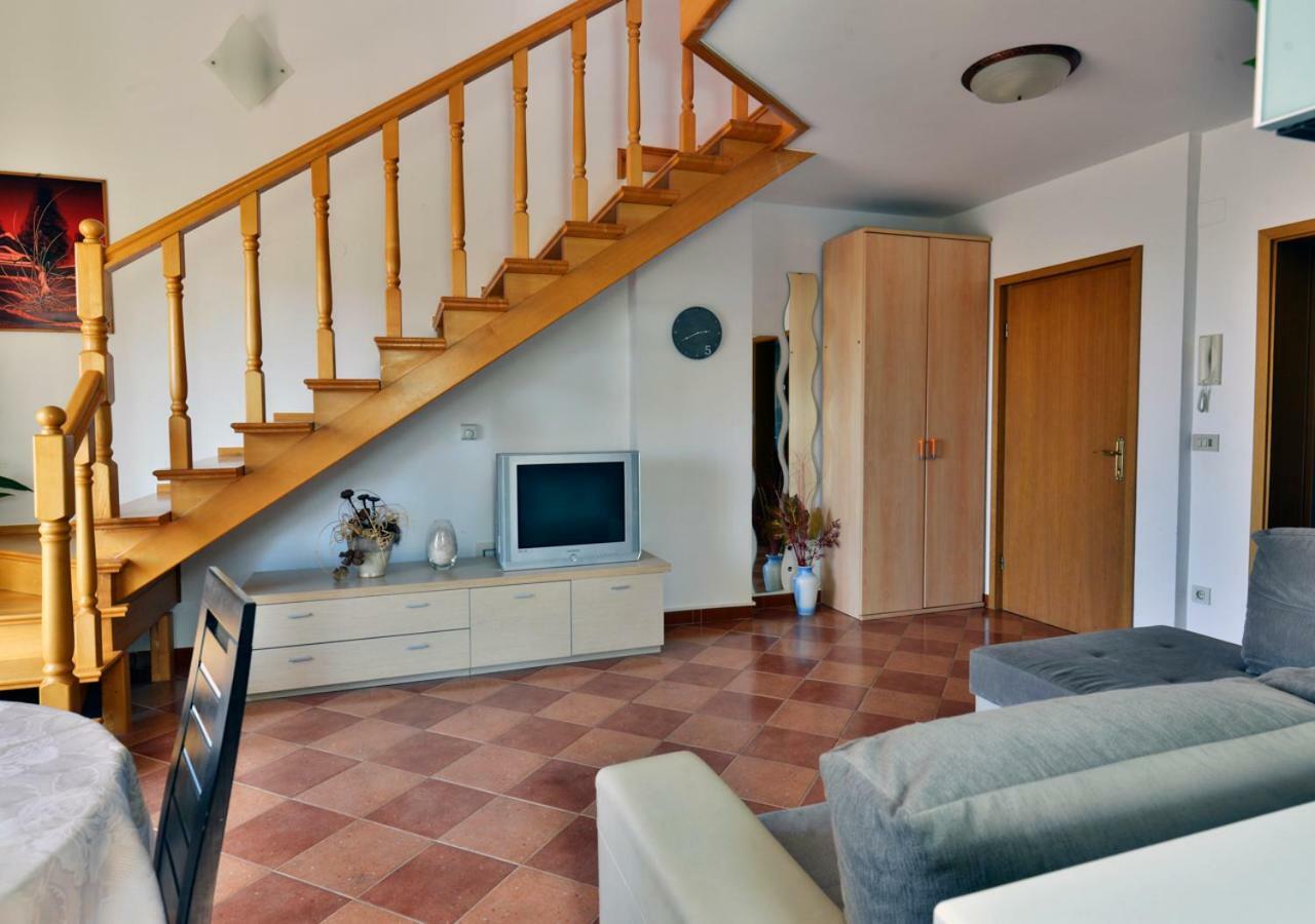 App Cerneka Appartement Umag Buitenkant foto